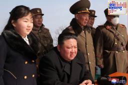 Kim Jong Un Successor : किम जोंग उनची उत्तराधिकारी त्याची मुलगी? 12 वर्षांच्या मुलीच्या हातात उत्तर कोरियाची सूत्रे जाऊ शकतात?