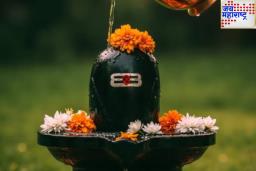 श्रावण महिन्याच्या दुसऱ्या सोमवारी भोलेनाथांना चूकुनही अर्पण करू नका ‘या’ वस्तू