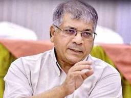डिटेन्शन छावणीत जायचं नसेल, तर #CAA  कायद्याला विरोध करा- आंबेडकर