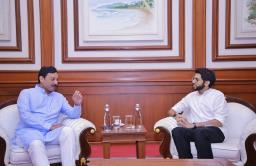 खासदार छत्रपती संभाजीराजे- पर्यावरण मंत्र्यांची भेट, ‘या’ विषयावर झाली चर्चा