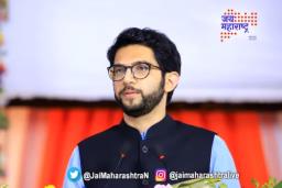 आदित्य यांच्या  दौऱ्यापूर्वी मराठा आंदोलकांना पोलिसांनी घेतले ताब्यात