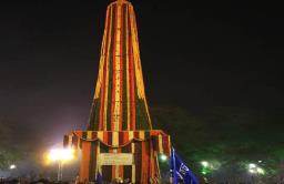 भीमा कोरेगाव विजयस्तंभास अलोट जनसागर, अजित पवार आणि आंबेडकरांनी केलं अभिवादन