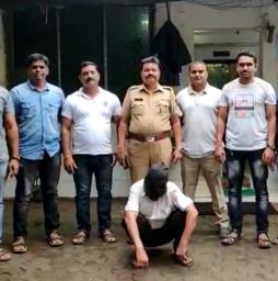 चिमुकल्याने पकडून दिलं 17 घरफोड्या करणाऱ्या चोराला
