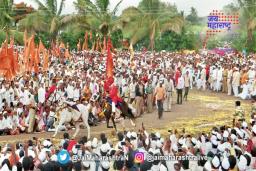 माऊलींच्या पालखीचं दुसरं गोल रिंगण