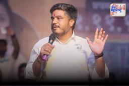रोहित पवारांनी मांडले सरकारचे 11 घोटाळे