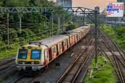Central Railway: मध्य रेल्वेत ऐतिहासिक बदल! डिसेंबरपर्यंत 15 डब्यांच्या लोकलच्या फेऱ्या दुप्पट, प्रवाशांना मोठा दिलासा