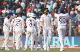 INDvBAN,2nd test : बांगलादेशचा पहिला डाव अवघ्या 106 धावांवर गडगडला