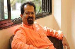 विश्वनाथ महाडेश्वर सरांनी माझा विनयभंग केला नाही ‘त्या’ महिलेचा व्हिडीओ व्हायरल