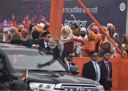 अयोध्येत पंतप्रधान मोदींचं भव्य स्वागत