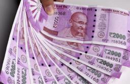 RBIने 2000 रुपयांच्या नोटांची छपाई थांबवली