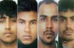 Nirbhaya Case : निर्भयाच्या आरोपींना एकाच वेळी फाशी, ‘संर्घषाला अखेर यश’ – आशा देवी