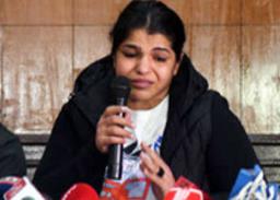 कुस्तीपटू साक्षी मलिक निवृत्त