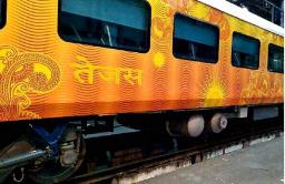 ‘तेजस एक्स्प्रेस’ला उशीर झाल्यास मिळणार नुकसानभरपाई !