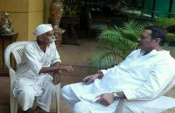 शिवप्रतिष्ठान हिंदुस्थानचे भिडे गुरुजी यांनी घेतली उदयनराजेंची भेट