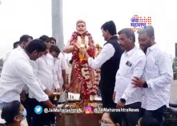आमदार रवी राणा यांनी उभारला छत्रपती शिवाजी महाराजांचा पुतळा