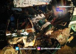 उत्तर प्रदेशममध्ये बस आणि टॅम्पोच्या धडकेमध्ये १७ जणांचा मृत्यू