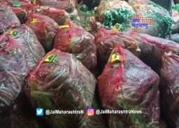 एपीएमसी भाजीपाला मार्केटला अवकाळी पावसाचा फटका