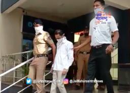 कोण आहे सुपेंचा पाठीराखा?