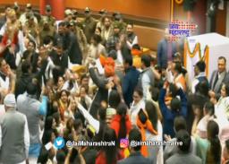 दिल्ली महापालिकेत ऐतिहासिक राडा