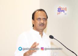 ‘देशद्रोह्यांसोबत चहा पिण्याची वेळ टळली’