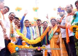 नागपुरात फडणवीसांचे जंगी स्वागत