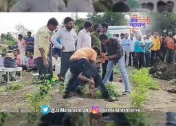 बोअरवेलमध्ये पडलेल्या चिमुरड्याला वाचवण्यात यश