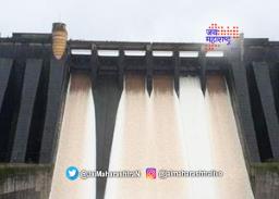 मुंबईच्या धरणांत पाणीसाठा घटला