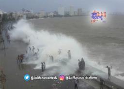 मुंबईत दर्याला उधाण