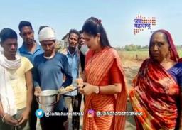 मेळघाटात मनरेगाच्या मजुरांना निकृष्ट दर्जाचे जेवण; खासदार नवनीत राणांनी केली पाहणी