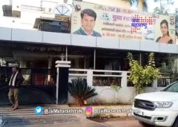 राणा दाम्पत्य नजरकैदेतून मुक्त