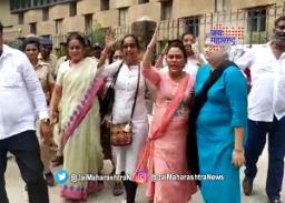 राष्ट्रवादीचे सोमय्यांविरोधात आंदोलन