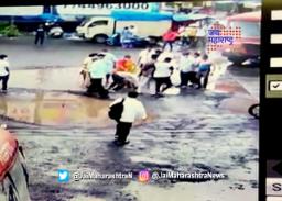 वयोवृद्ध दांपत्याला चालक आणि महिला वाहकाकडून बेदम मारहाण