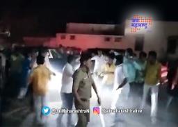 वैजापूरमध्ये आदित्यच्या गाडीवर दगडफेक