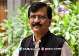 रविना टंडन शिर्डीत साईच्या दर्शनाला