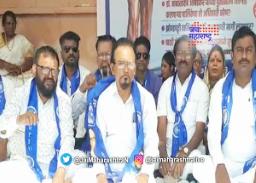 शेतकऱ्याने कोबीच्या शेतात घातल्या मेंढ्या