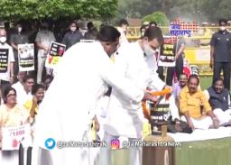 संसदेच्या आवारात काँग्रेसचे आंदोलन
