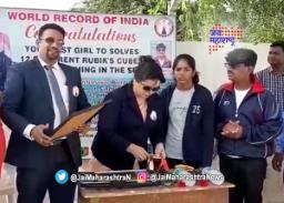 सिंधुदुर्गातील सागरकन्येचा आगळावेगळा विश्वविक्रम
